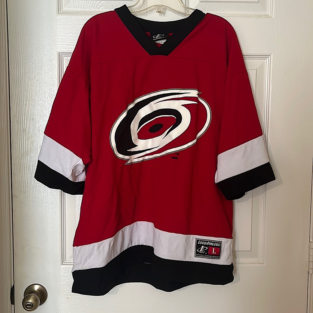 LG Men’s Ron Francis 21 Carolina Hurricanes Hockey Jersey